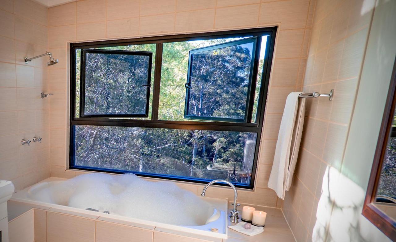 Whispering Valley Cottage Retreat Maleny Dış mekan fotoğraf