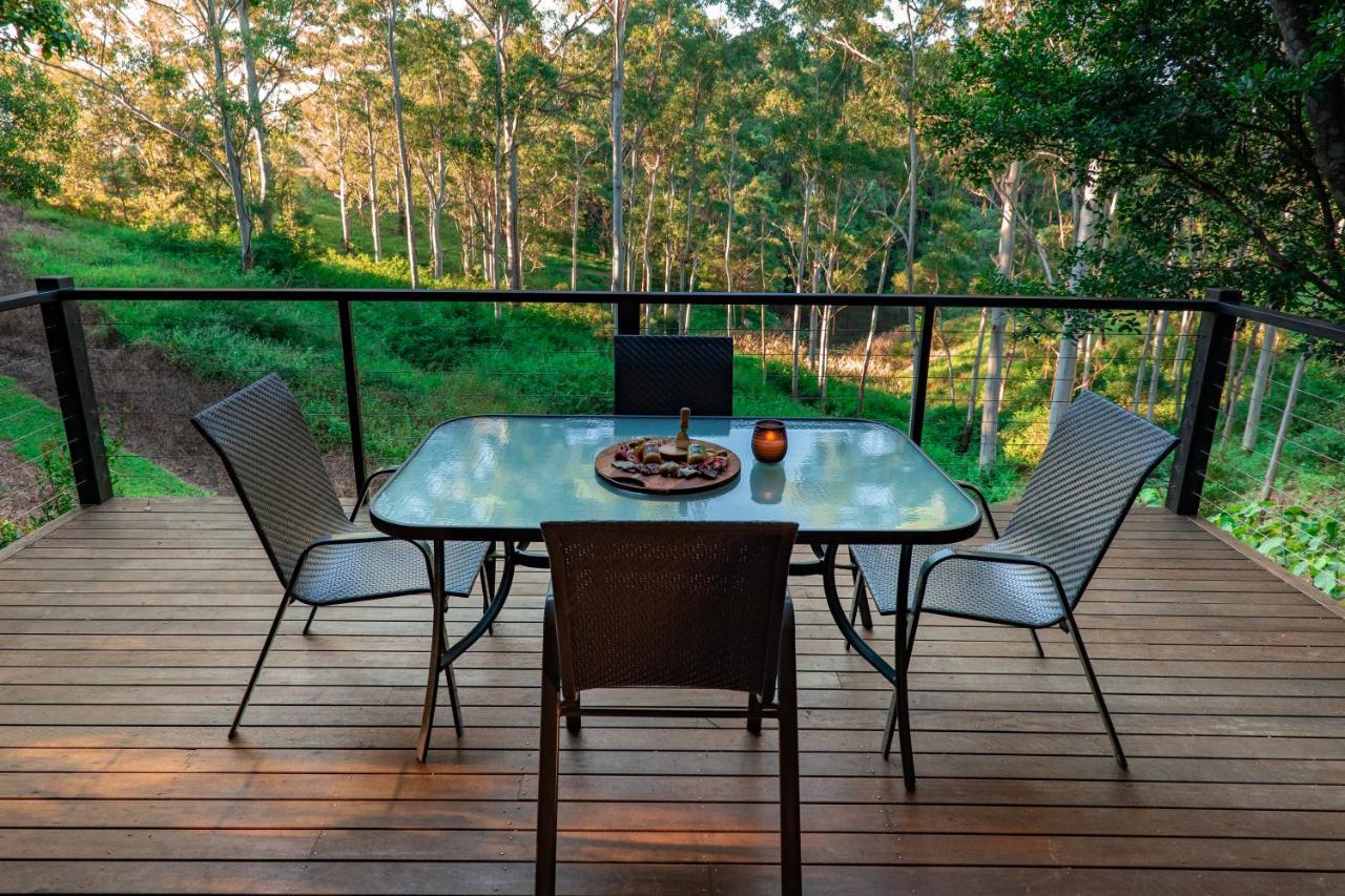 Whispering Valley Cottage Retreat Maleny Dış mekan fotoğraf